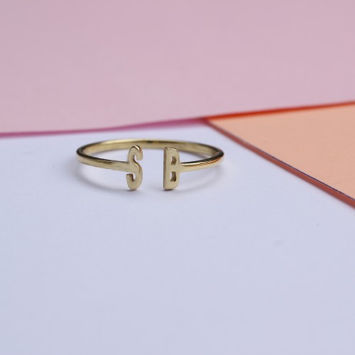 Glorria Kişiye Özel Harf Gümüş Yüzük Glorria Kişiye Özel Harf Gümüş Yüzük