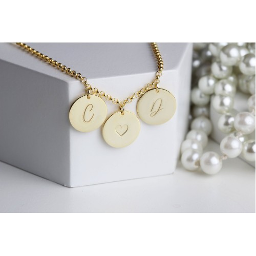 Glorria Kişiye Özel 3 Plaka Doç Gümüş Kolye Glorria Kişiye Özel 3 Plaka Doç Gümüş Kolye