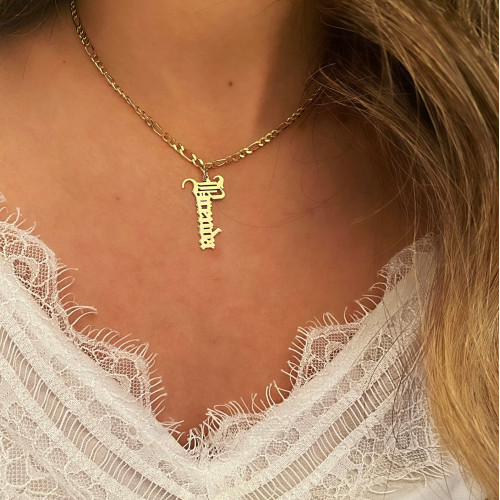 Glorria Kişiye Özel İsimli Gotik Figaro Gümüş Kolye