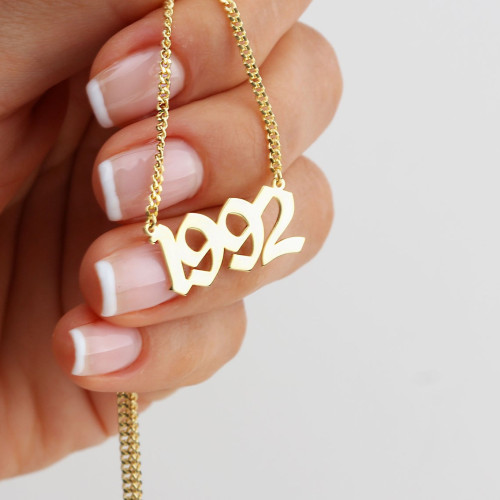 Glorria Kişiye Özel Tarih Gurmet Gümüş Kolye