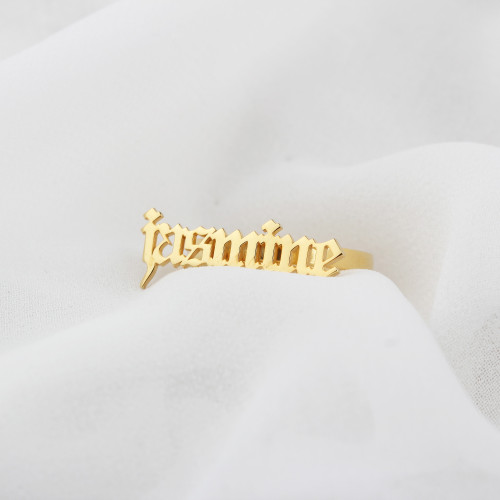 Glorria Kişiye Özel İsimli Gotik Gümüş Yüzük