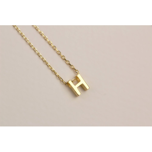 Glorria Gümüş 3 Boyutlu Minimalist H Harfi Kolye Glorria Gümüş 3 Boyutlu Minimalist H Harfi Kolye