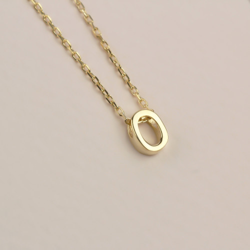 Glorria Gümüş 3 Boyutlu Minimalist O Harfi Kolye Glorria Gümüş 3 Boyutlu Minimalist O Harfi Kolye