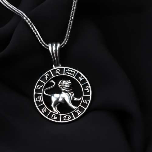 Glorria Gümüş Erkek Aslan Burcu Kolye Glorria Gümüş Erkek Aslan Burcu Kolye