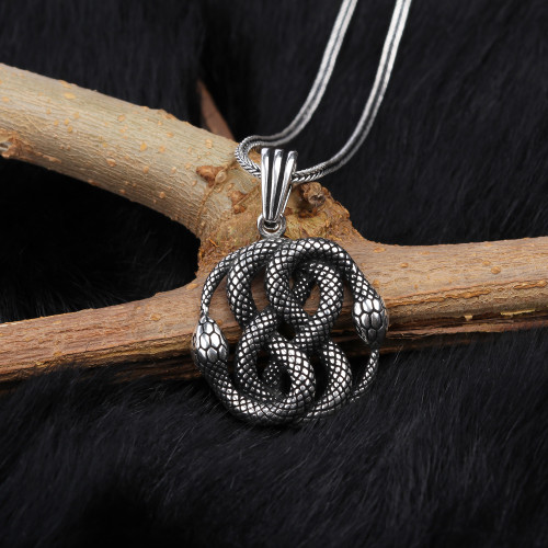 Glorria Gümüş Erkek Yılan Kolye Glorria Gümüş Erkek Yılan Kolye