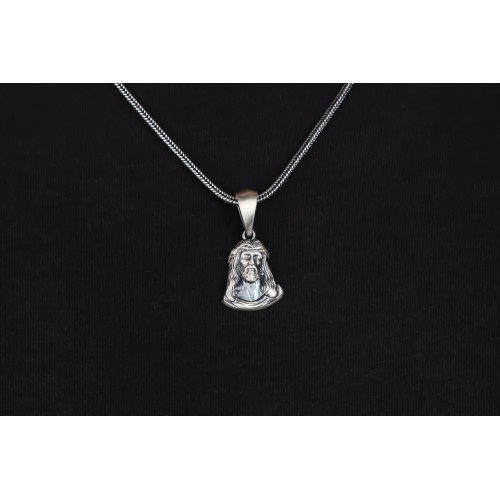 Glorria Gümüş Gurmet Zincirli İsa Mesih Kolye Glorria Gümüş Gurmet Zincirli İsa Mesih Kolye