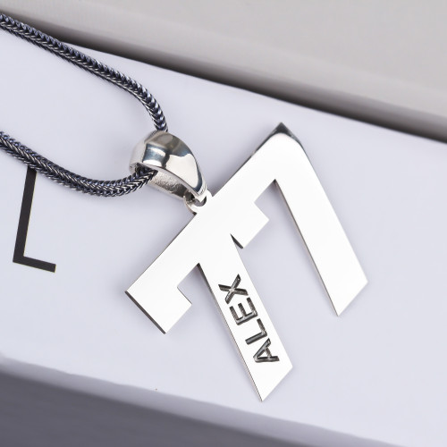 Glorria Erkek Kişiye Özel İsimli Çift Rakam Gümüş Kolye