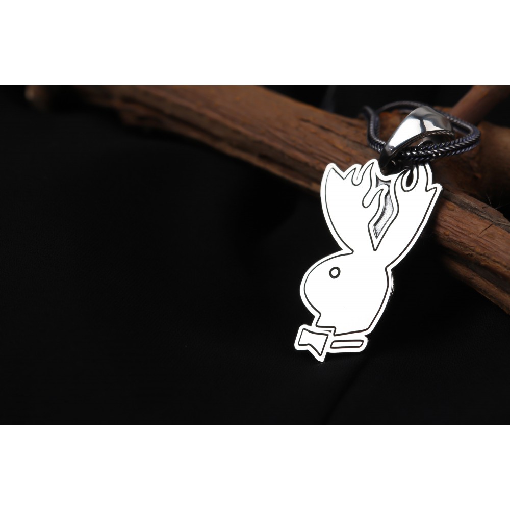 Glorria Erkek Playboy Gümüş Kolye Glorria Erkek Playboy Gümüş Kolye