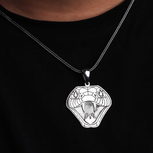 Glorria Erkek Yılan Gümüş Kolye