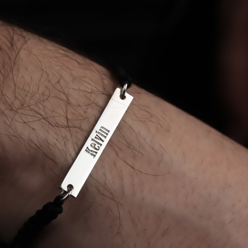 Glorria Erkek Kişiye Özel Siyah İpli İsimli Bar Gümüş Bileklik Glorria Erkek Kişiye Özel Siyah İpli İsimli Bar Gümüş Bileklik