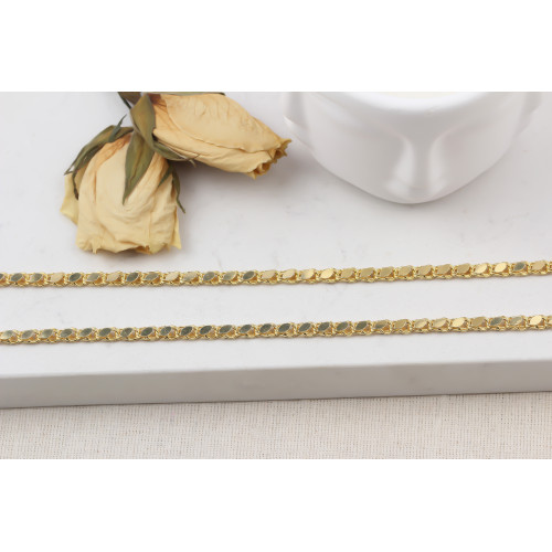 Glorria Gümüş Arpa Pullu Zincir Kolye Glorria Gümüş Arpa Pullu Zincir Kolye