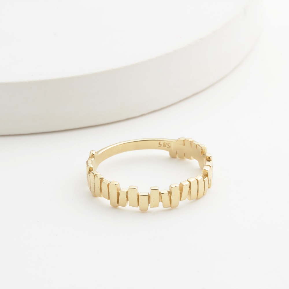 Glorria Altın Asimetrik Yüzük