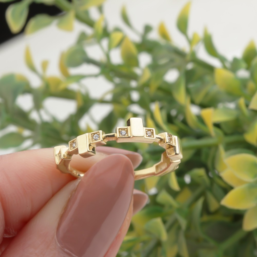 Glorria Altın Taşlı Asimetrik Yüzük