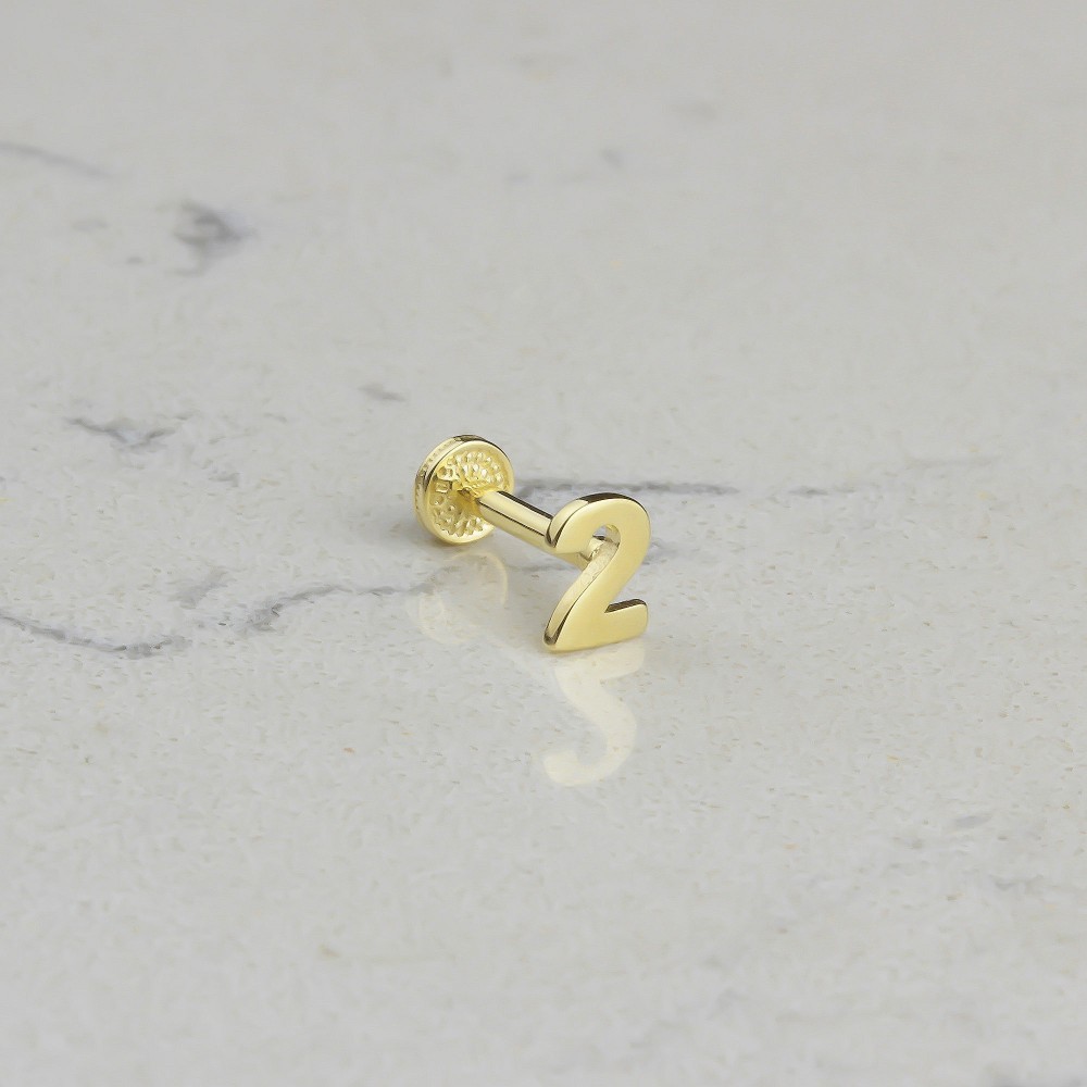 Glorria Altın 2 Rakam Tragus Piercing Glorria Altın 2 Rakam Tragus Piercing