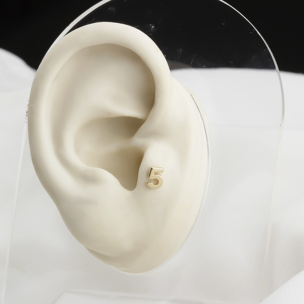 Glorria Altın 5 Rakam Tragus Piercing Glorria Altın 5 Rakam Tragus Piercing