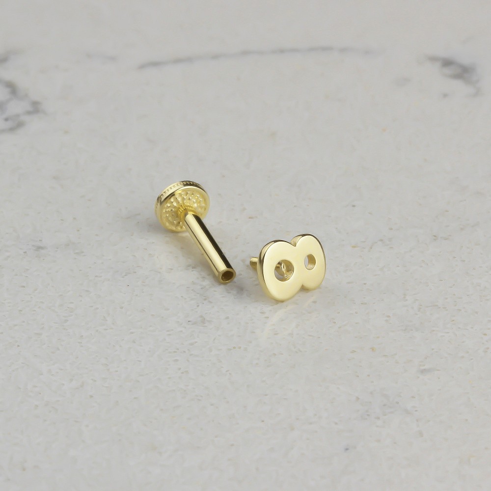 Glorria Altın 8 Rakam Tragus Piercing Glorria Altın 8 Rakam Tragus Piercing