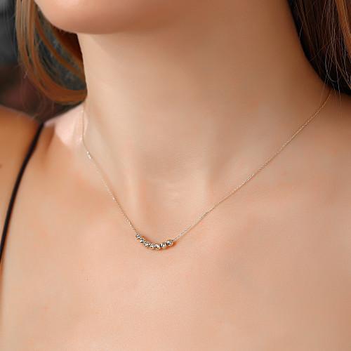 Glorria Altın Beyaz Dorika Kolye