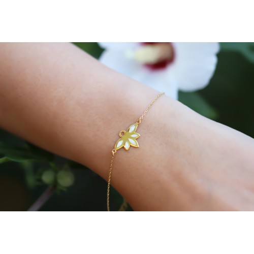 Glorria Gümüş Sedefli Lotus Bileklik Glorria Gümüş Sedefli Lotus Bileklik