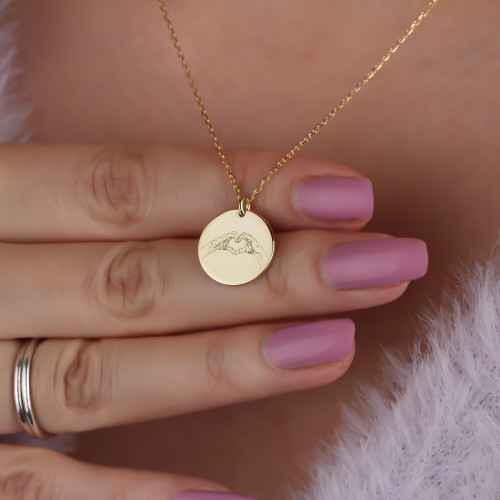 Glorria Gümüş El İşareti Kalp Kolye Glorria Gümüş El İşareti Kalp Kolye