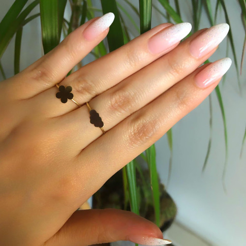 Glorria Altın Çiçek Yüzük Glorria Altın Çiçek Yüzük