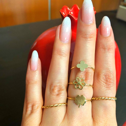 Glorria Altın Papatya Yüzük Glorria Altın Papatya Yüzük