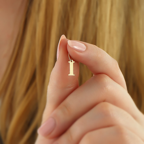 Glorria Altın I Harfi Kolye Ucu Glorria Altın I Harfi Kolye Ucu