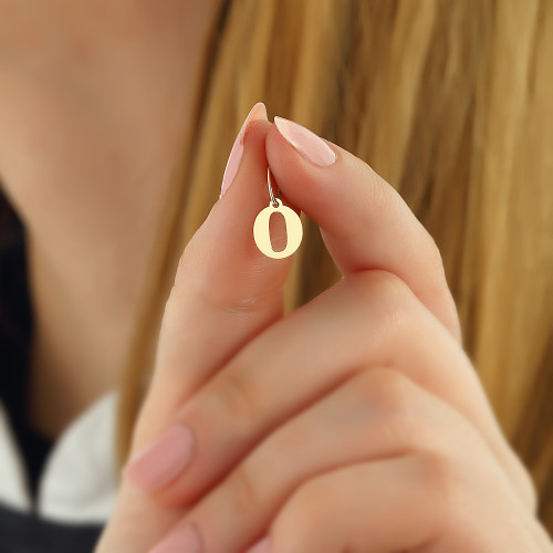 Glorria Altın O Harfi Kolye Ucu Glorria Altın O Harfi Kolye Ucu