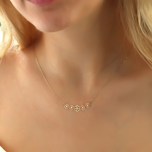 Glorria Altın Papatya Kolye Glorria Altın Papatya Kolye